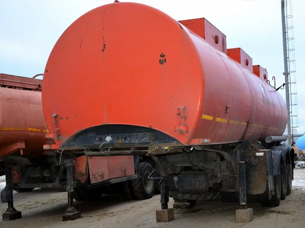 Полуприцеп бензовоз Таганай-Авто ППЦ-32 ТАЦ 96104