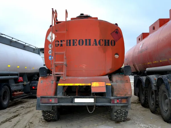 Полуприцеп бензовоз ЭНЕРГОМАШ ППЦ 30