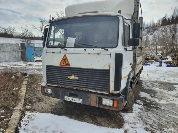 Бортовой грузовик МАЗ