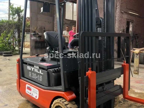 Вилочный электропогрузчик STILL R20