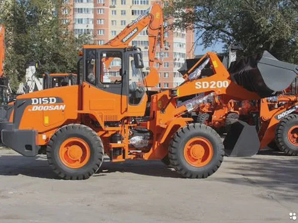 Фронтальный погрузчик Doosan SD200