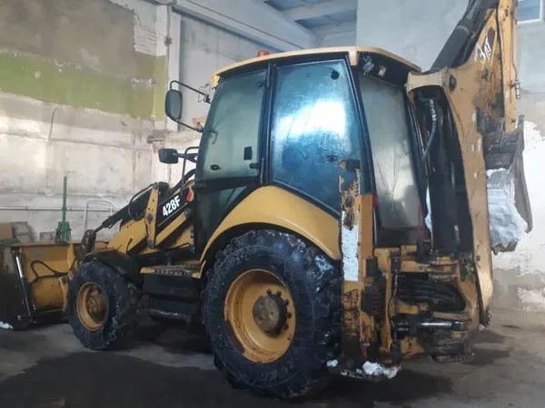 Экскаватор-погрузчик Caterpillar 428F