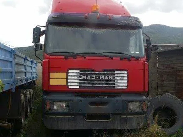 Седельный тягач МАЗ 6422