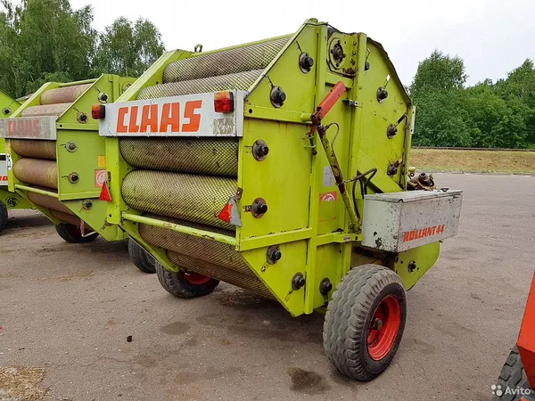 Пресс-подборщик Claas Rollant 44