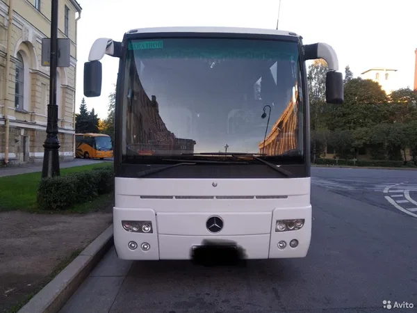 Автобус Mercedes-Benz