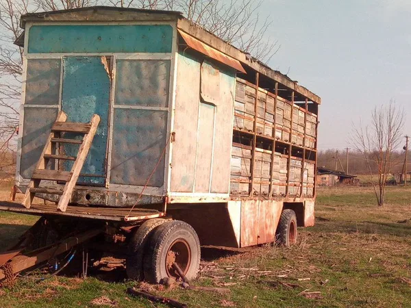 Прицеп пчеловоз