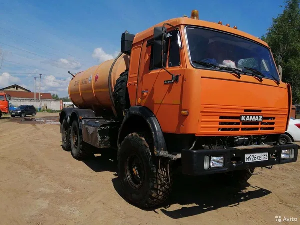 Автоцистерна КамАЗ 44108 АКН-10