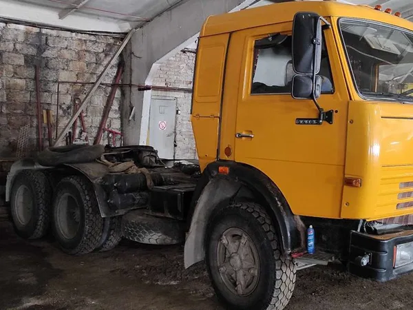 Седельный тягач Камаз 5410