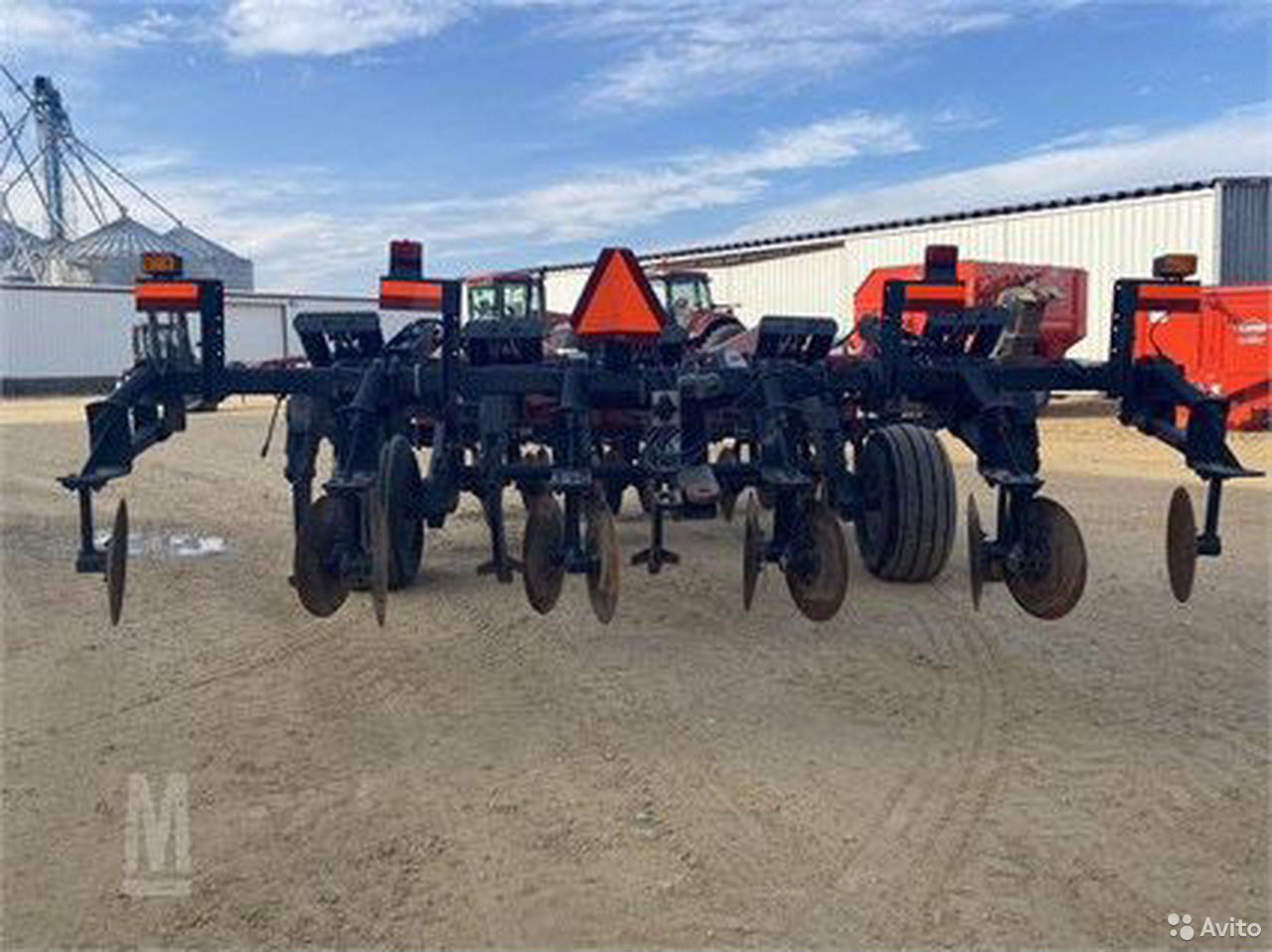 Глубокорыхлитель Case IH Ecolo-Tiger 530C