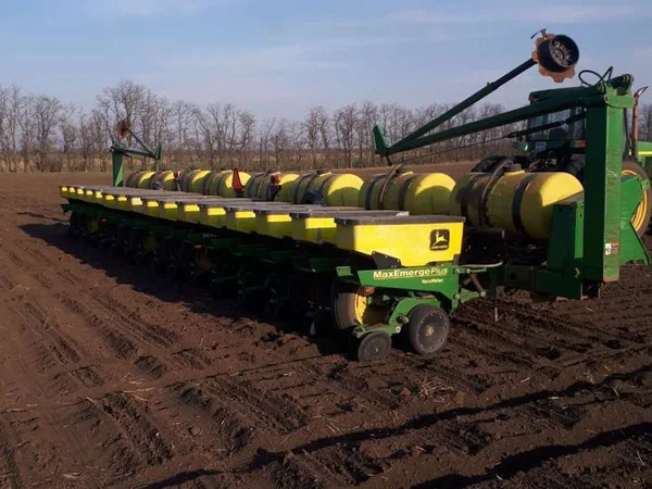 Сеялка John Deere