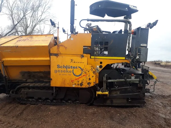 Асфальтоукладчик ABG Titan 2820