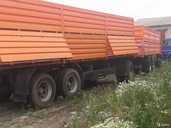 Прицеп-зерновоз Планета 852911А