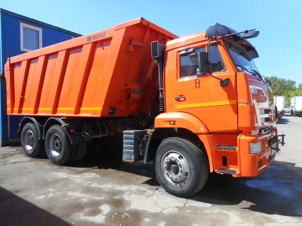 Самосвал КамАЗ 6520-43