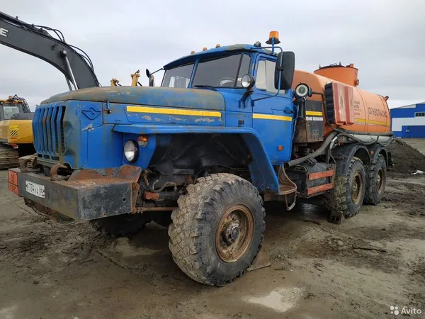 Бензовоз УРАЛ 4320 АТЗ-5675Е1
