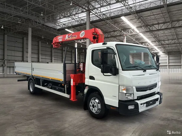 Бортовой грузовик с КМУ Fuso Canter с КМУ Unic 374K
