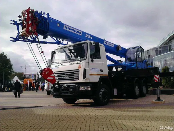 Автокран Клинцы КС-55713-6К-4В на шасси МАЗ 6312