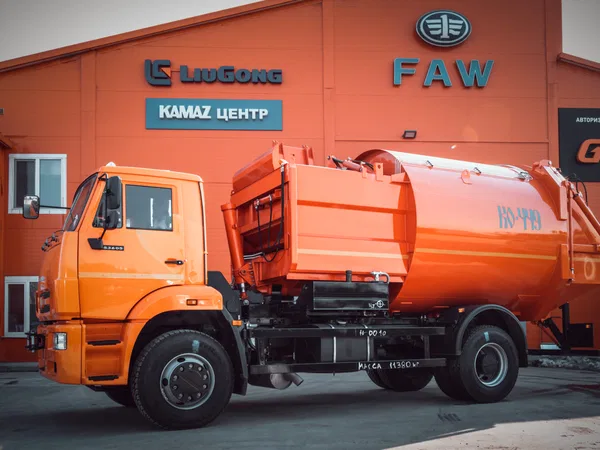 Мусоровоз Коммаш-Мценск КО-449-05