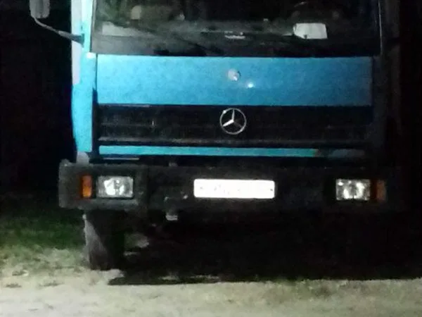 Грузовой фургон Mercedes-Benz 814