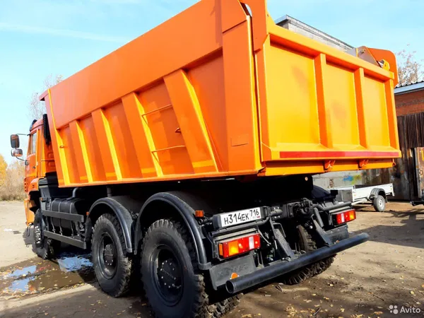 Самосвал КамАЗ 6522