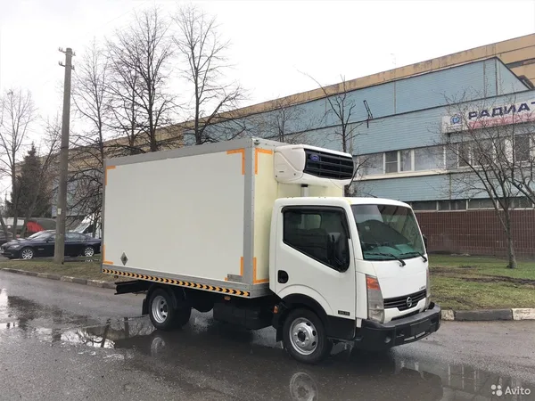 Рефрижераторный фургон Nissan Cabstar