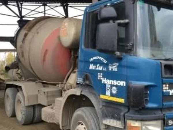 Автобетоносмеситель Scania P94CB