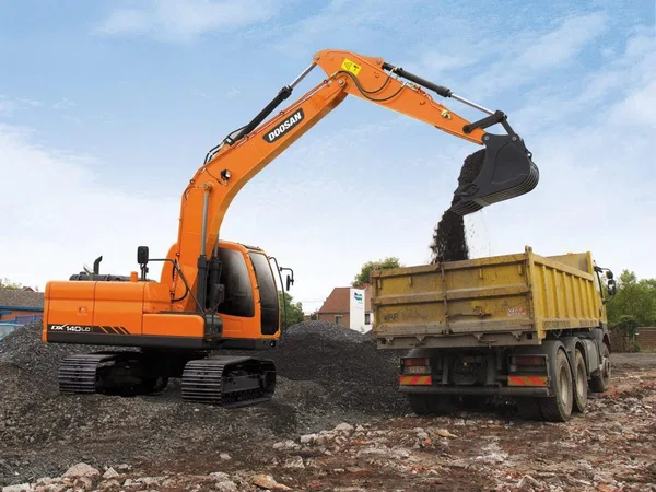 Гусеничный экскаватор Doosan DX140LC