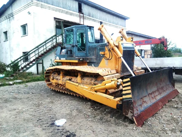Гусеничный бульдозер Shantui SD22S