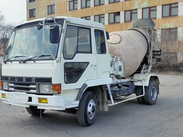Автобетоносмеситель Mitsubishi Fuso