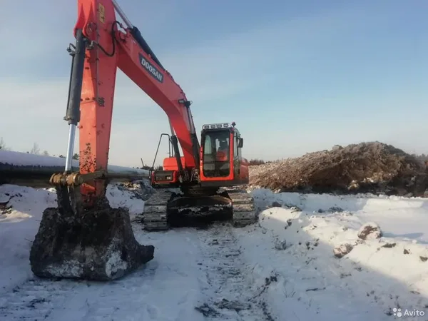 Гусеничный экскаватор Doosan DX225 LCA
