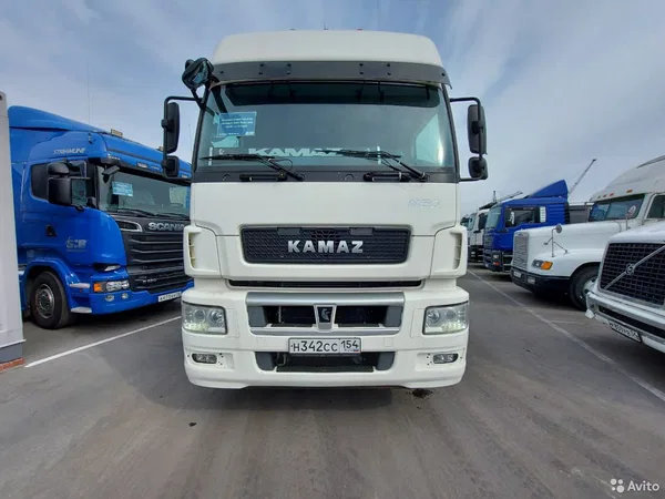 Седельный тягач Камаз 5490 NEO CNG