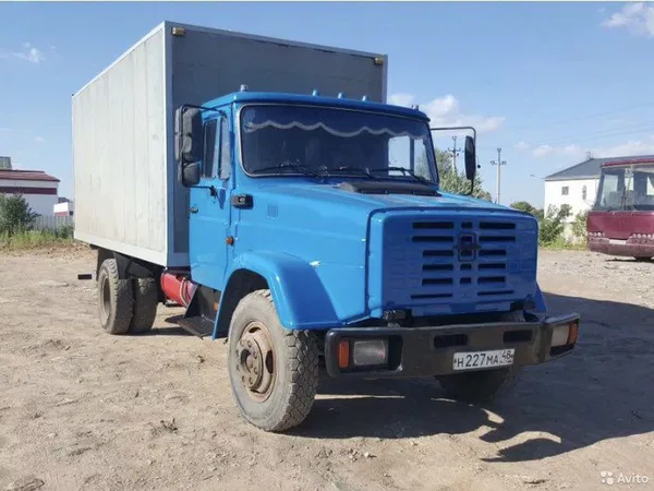 Грузовой фургон ЗИЛ 4331