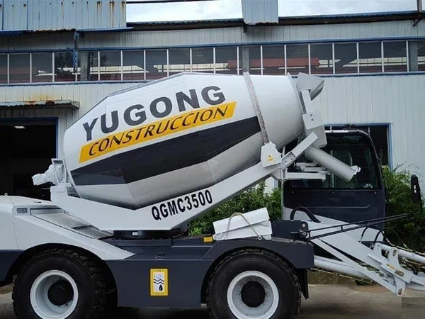 Самоходный бетоносмеситель Yugong SDM4000