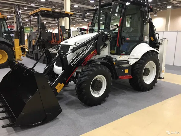 Экскаватор-погрузчик Hidromek 102B