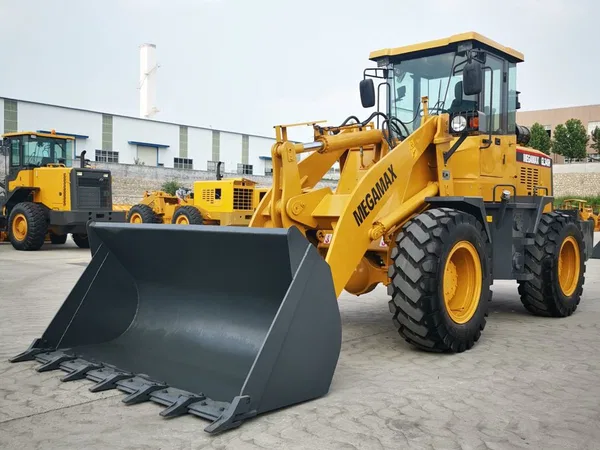 Фронтальный погрузчик MegaMax GL300A