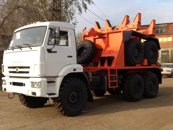Трубовоз  КамАЗ 43118