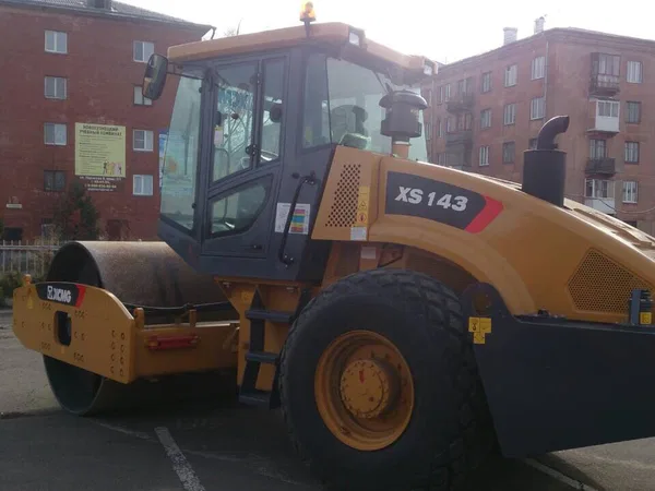 Грунтовый каток XCMG XS143
