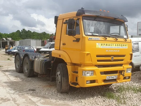 Седельный тягач Камаз 6460-73