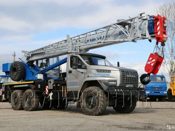 Автокран Галичанин КС-55713-3Л-1 на шасси УРАЛ Next 4320