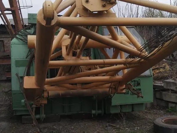 Гусеничный кран СКГ 401