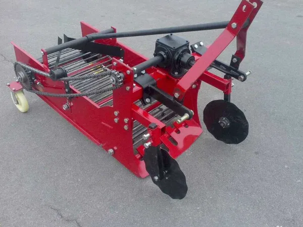 Картофелекопалка Русич 4U-1