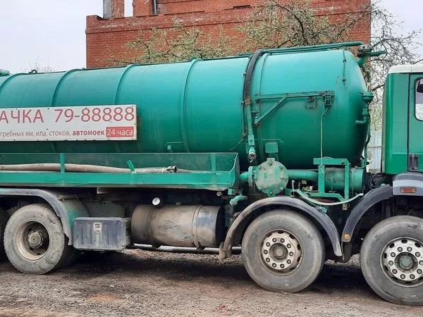 Илосос Mercedes-Benz 18м3