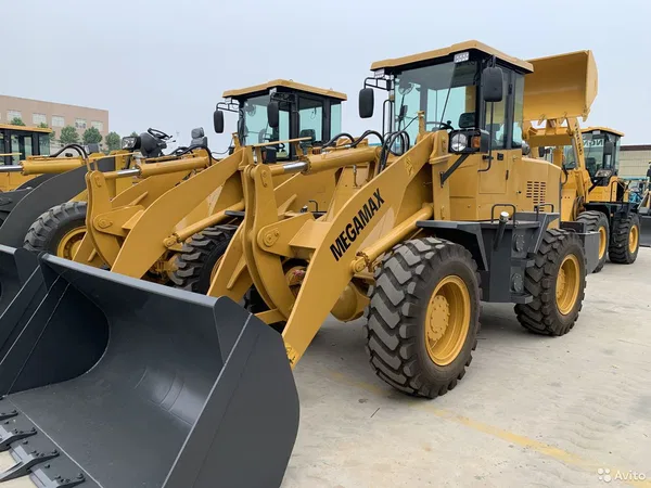 Фронтальный погрузчик MegaMax GL300A