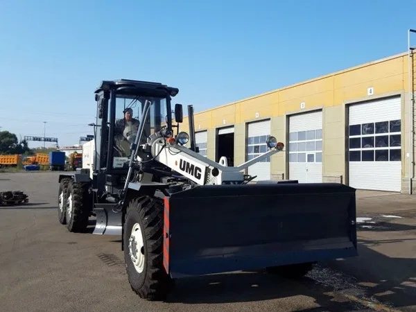 Автогрейдер UMG ГС-14.02