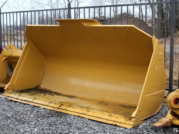 Ковш на фронтальный погрузчик Caterpillar 962 - 972