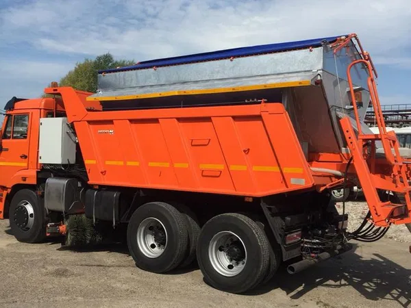 Комбинированная дорожная машина МК-4534-08 на самосвале КамАЗ 65115-6058-50