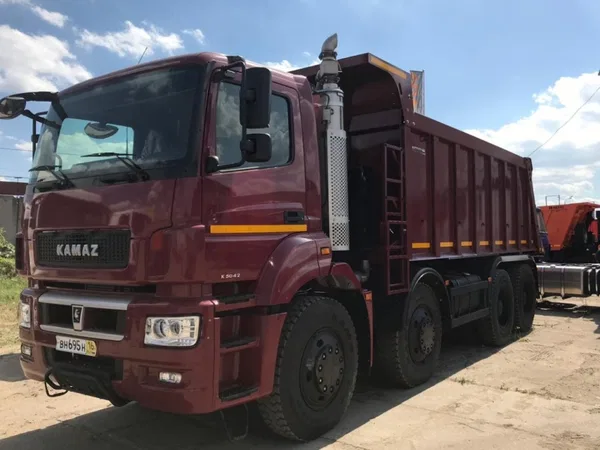 Самосвал КамАЗ 65801-001-68