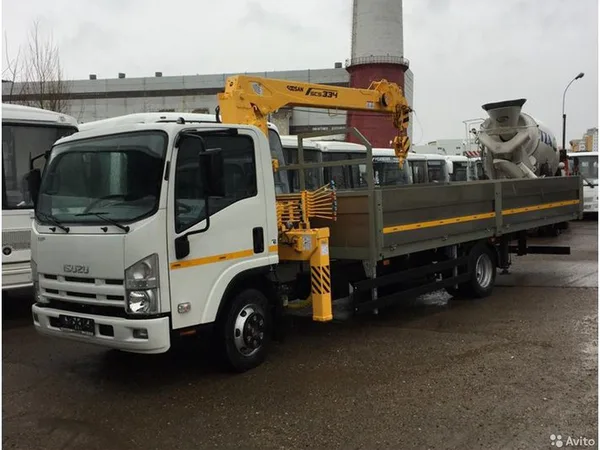 Бортовой грузовик с КМУ ISUZU NPR75L-M с КМУ Soosan SCS334 Std