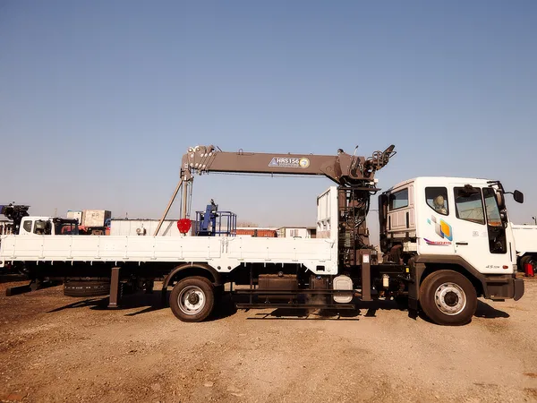 Бортовой грузовик с КМУ TATA DAEWOO с КМУ Horyong HRS156