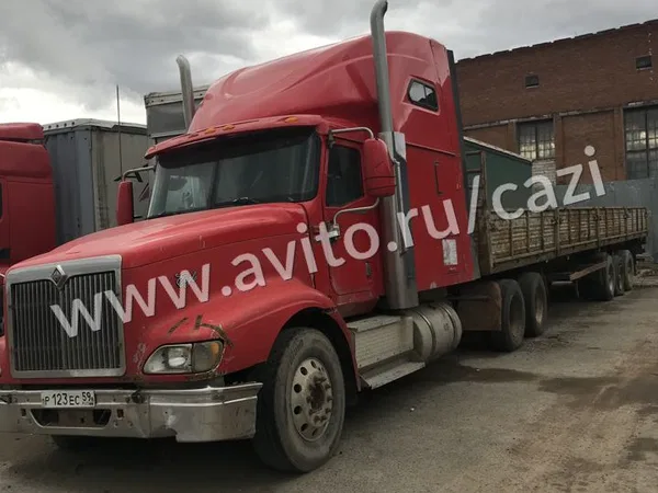 Седельный тягач International 9400i