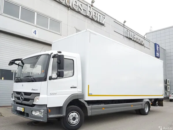 Грузовой фургон Mercedes-Benz Atego 1222
